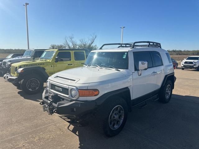 2013 toyota fj cruiser base