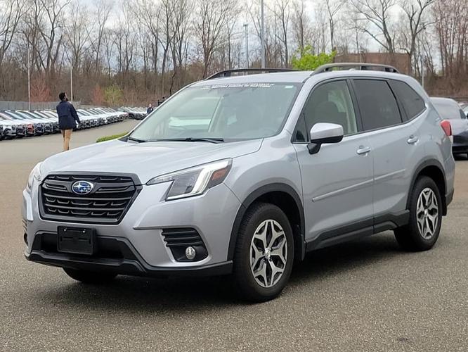 2023 subaru forester premium in hartford, connecticut
