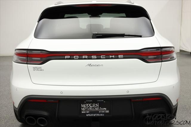 2024 porsche macan base