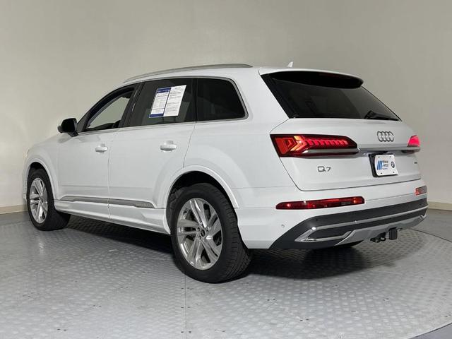 2021 audi q7 55 premium plus