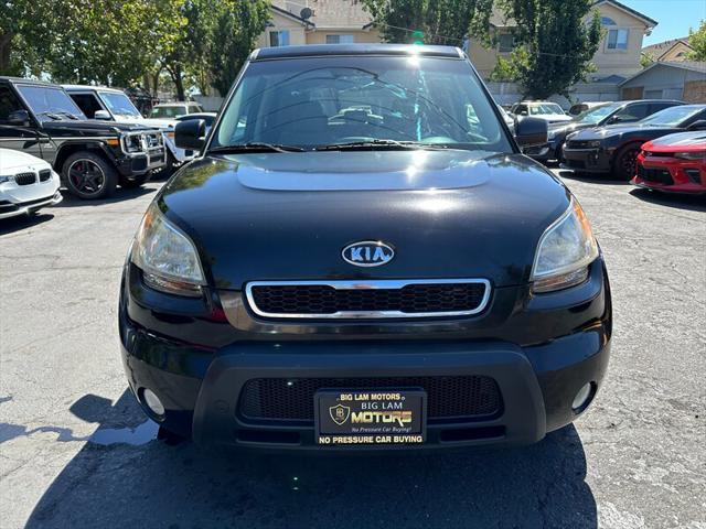 2010 kia soul +
