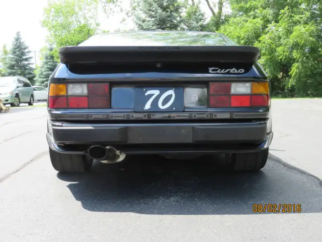 porsche 944 turbo track car