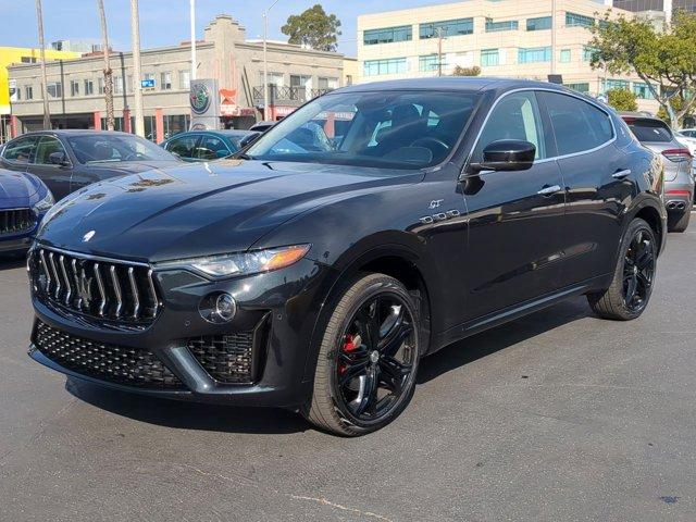 2022 maserati levante gt
