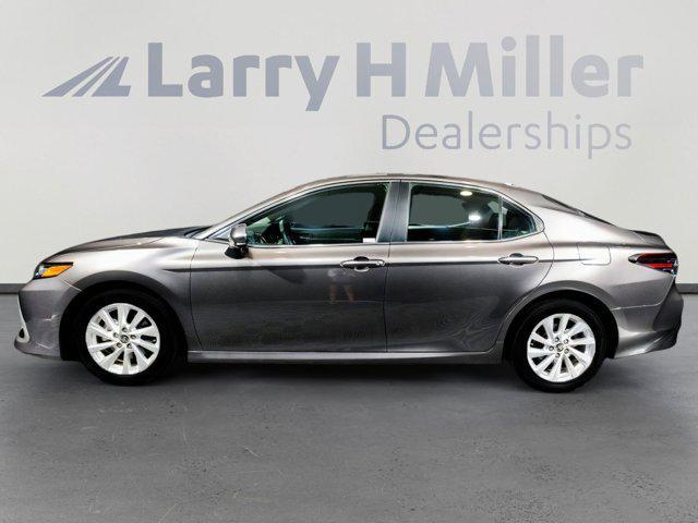 2023 toyota camry le