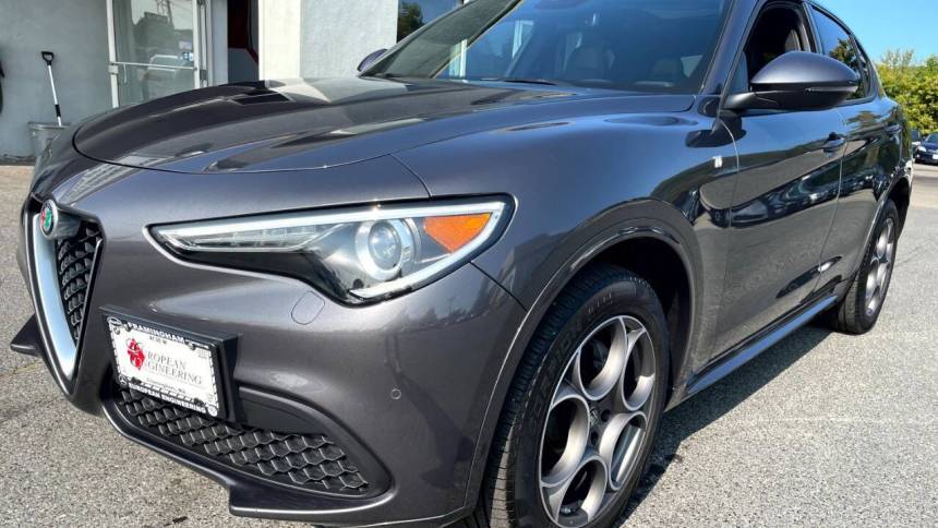 2022 alfa romeo stelvio ti