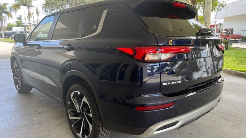 2023 mitsubishi outlander se