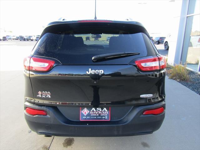 2016 jeep cherokee latitude