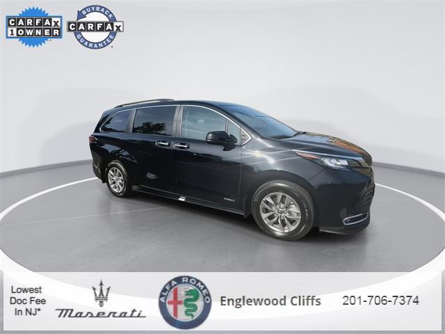2021 toyota sienna xle 7 passenger