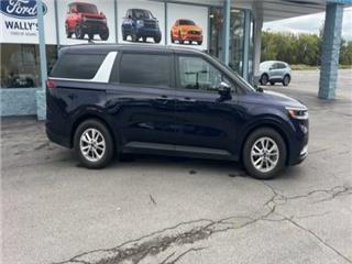 2022 Kia Carnival lx