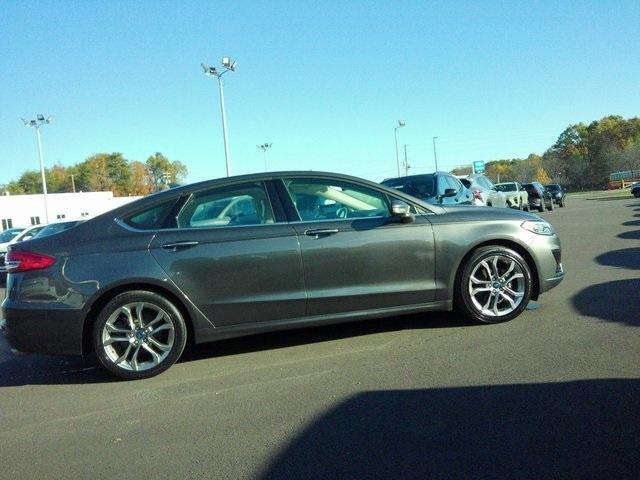 2020 ford fusion sel