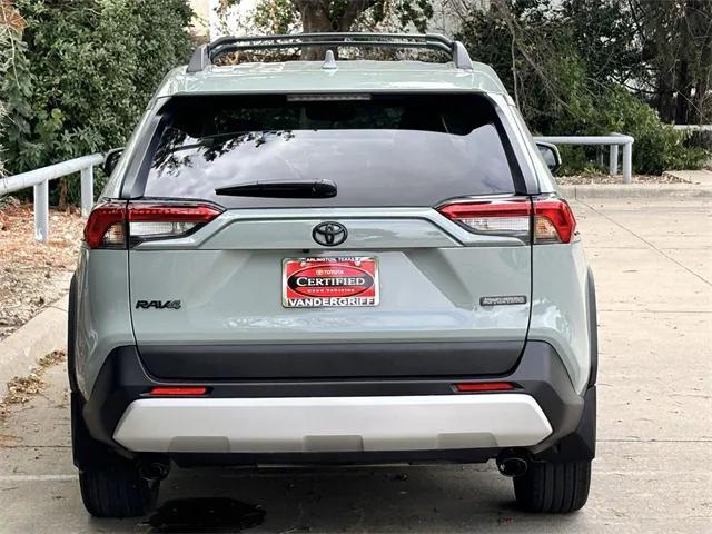 2022 toyota rav4 adventure