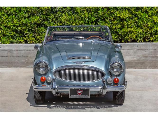 1966 austin-healey 3000 in beverly hills, california