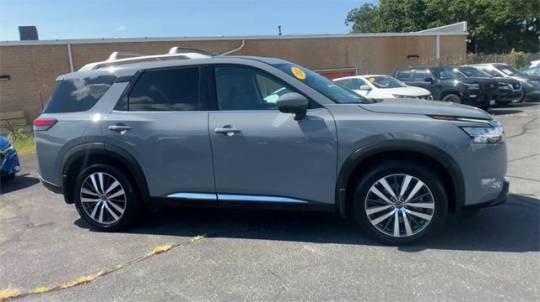 2022 Nissan Pathfinder