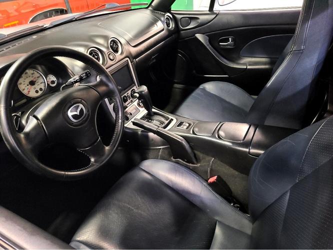 2004 mazda miata in salem, ohio