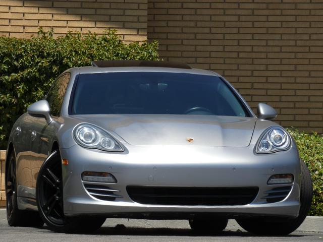 2011 porsche panamera 4