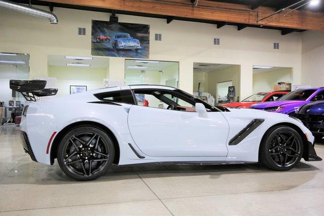 2019 chevrolet corvette zr1