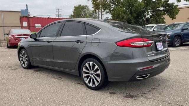 2020 ford fusion se