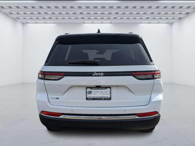 2024 jeep grand cherokee 4xe base