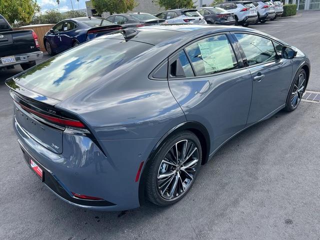 2024 toyota prius four