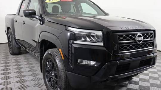 2023 nissan frontier sv