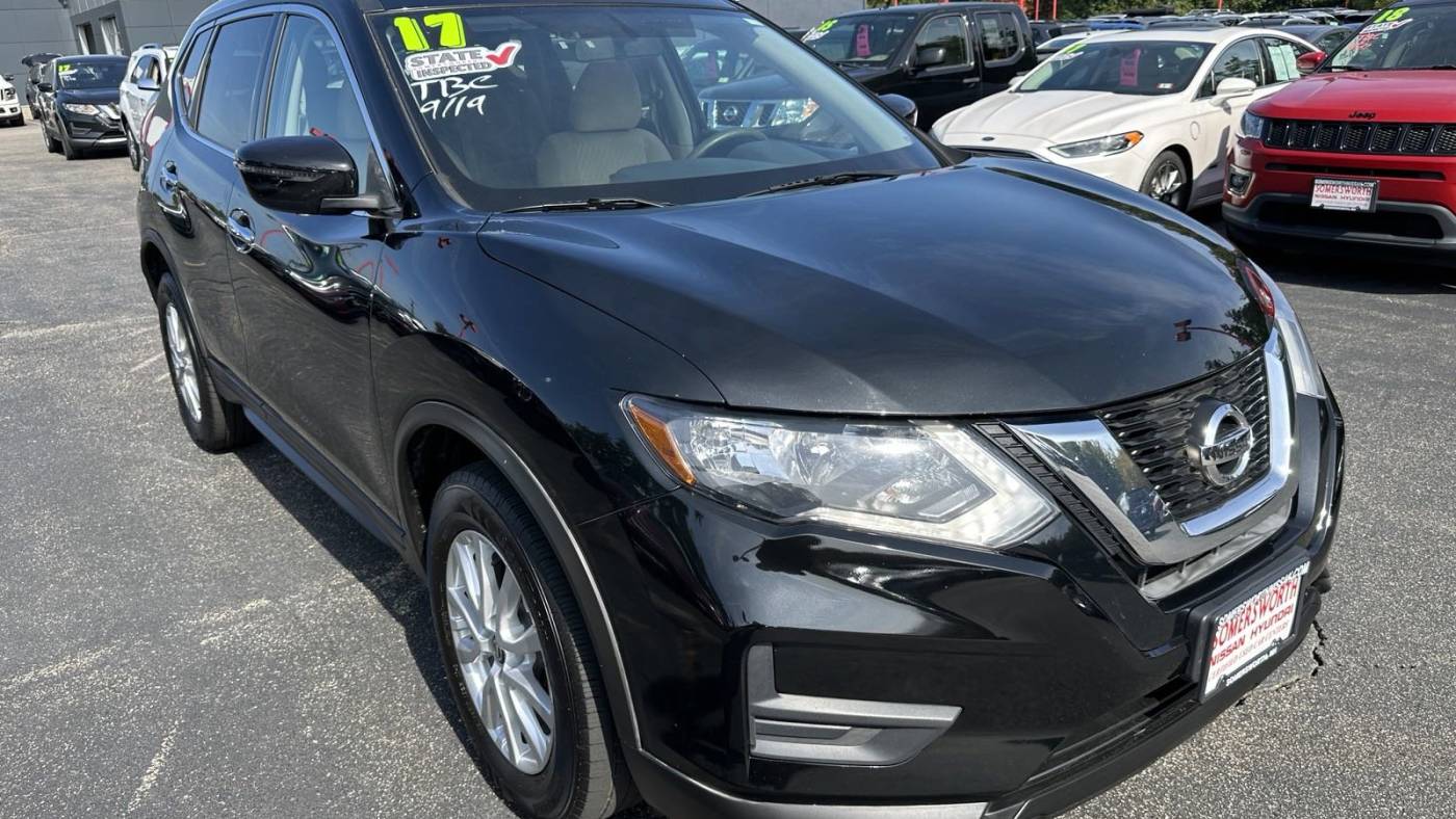2017 nissan rogue sv