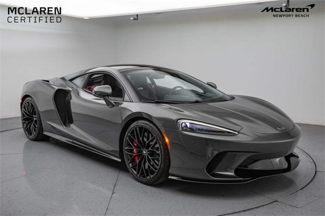 2022 mclaren gt coupe