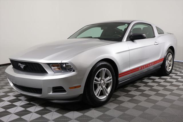 2012 ford mustang v6