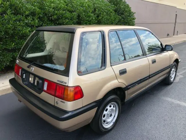 1988 honda civic stationwagon rt 4wd * 6 speed * 66,000 miles * a true gem *