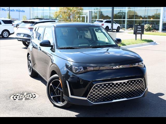 2023 kia soul ex