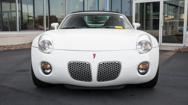 2008 pontiac solstice base