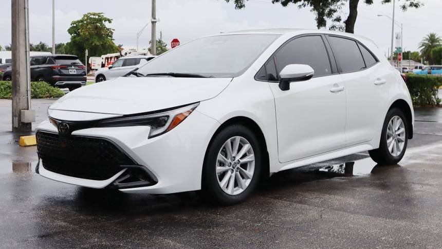 2023 toyota corolla hatchback se