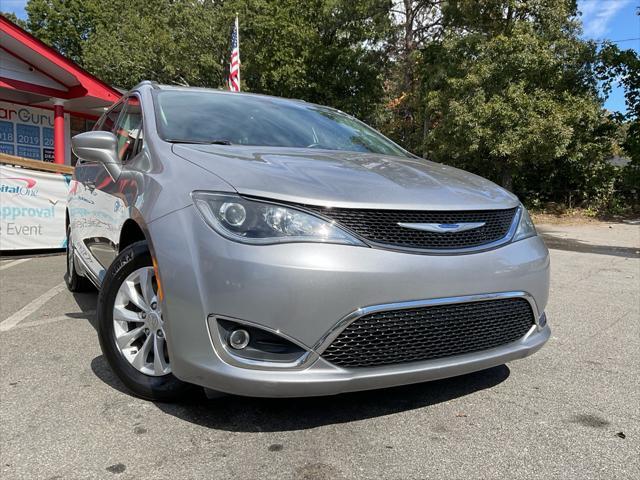 2019 chrysler pacifica touring l