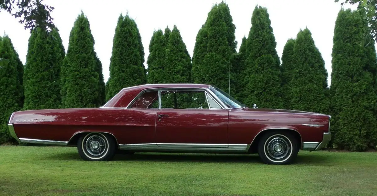 1964 pontiac bonneville with chrome trim