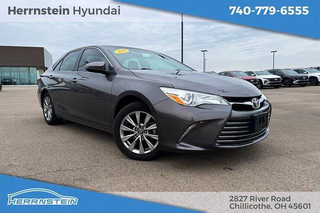 2016 toyota camry le
