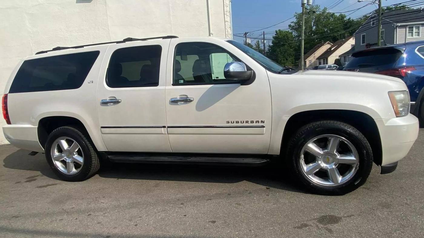 2011 chevrolet suburban ltz