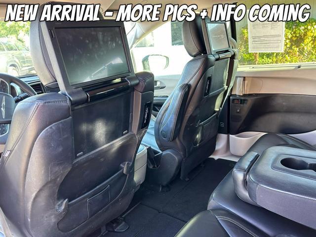 2022 chrysler pacifica touring-l