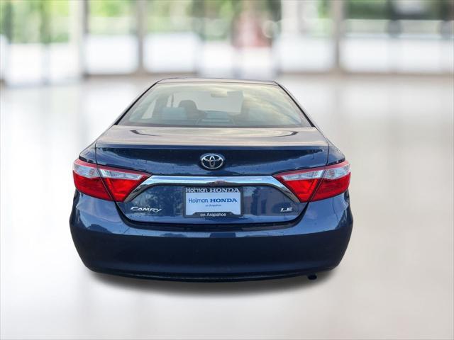 2016 toyota camry le
