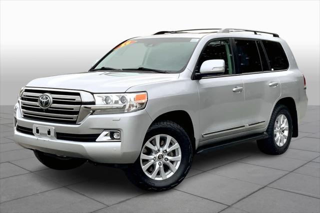 2019 toyota land cruiser base