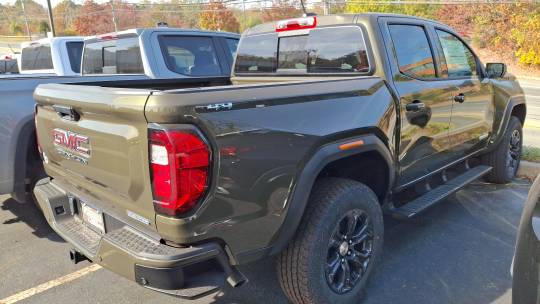 2024 GMC Canyon