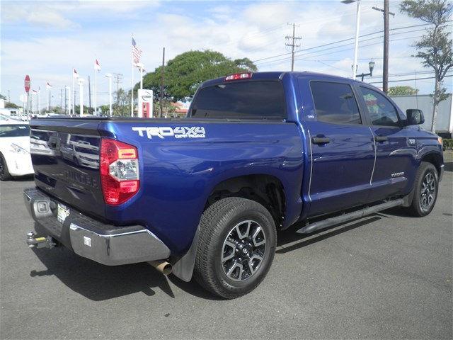 2014 toyota tundra sr5 4x4 sr5 4dr crewmax cab pickup sb (5.7l v8 for sale in honolulu, hawaii