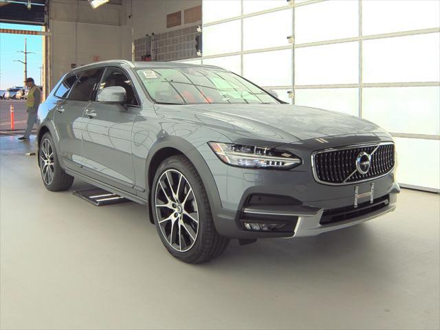 2020 volvo v90 cross country t6 awd