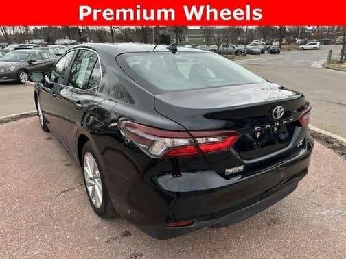 2021 toyota camry le in burlington, vermont