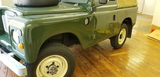land rover 1976