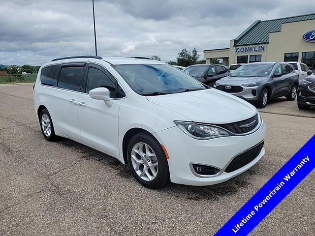 2018 chrysler pacifica touring plus