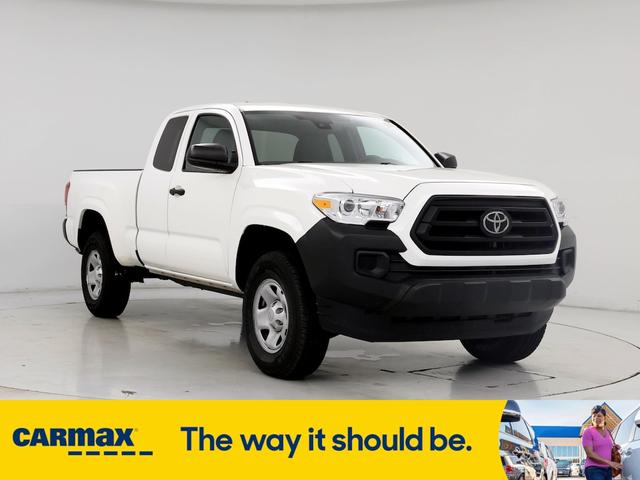 2022 toyota tacoma sr