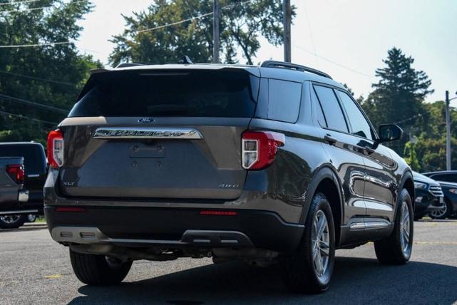 2021 ford explorer xlt