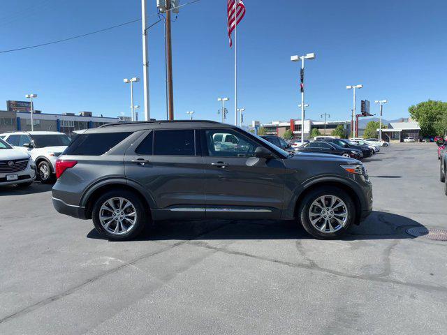 2020 ford explorer xlt