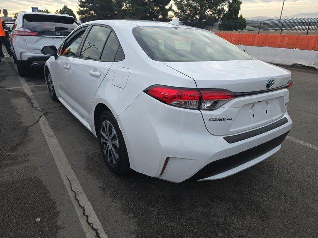 2022 toyota corolla hybrid le