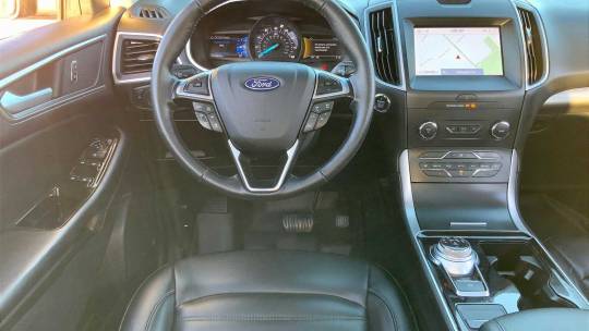 2020 Ford Edge