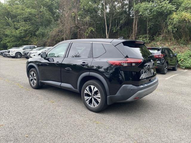 2021 nissan rogue sv